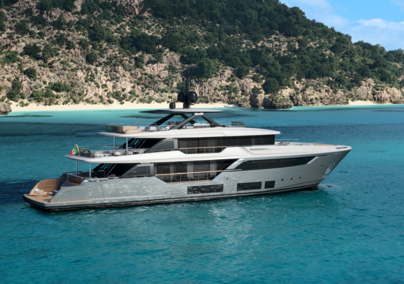 Custom Line Navetta 38: un nuovo capolavoro di design