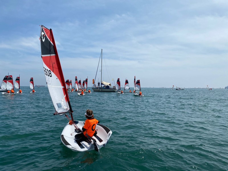 Per Ondabuena la IV nazionale Waszp sul Lago di Como e la zona Open Skiff