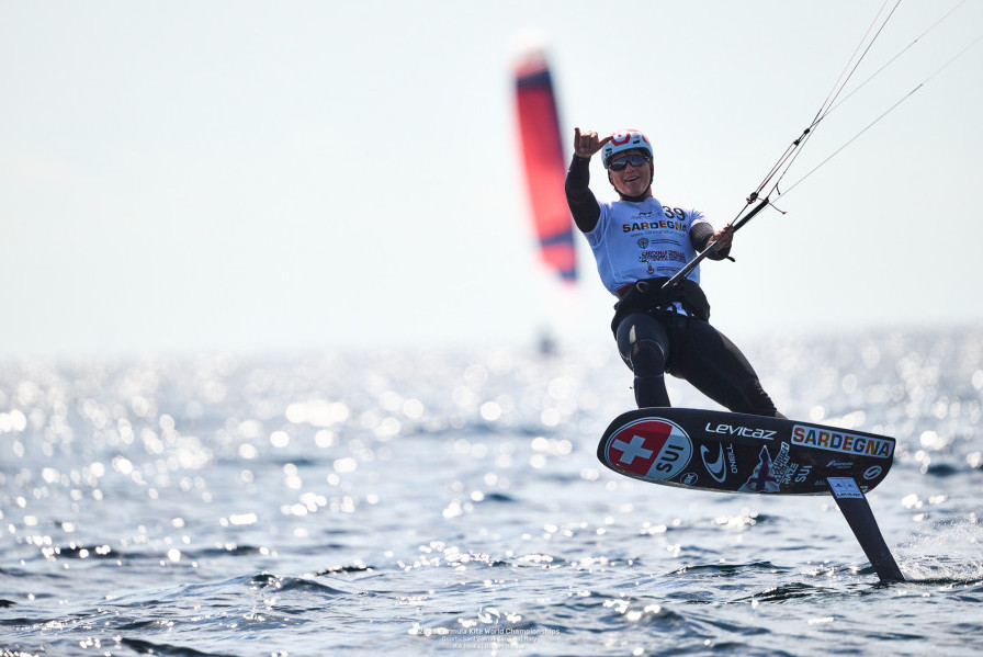 Elisabetta Sanna: Gian Andrea Stragiotti al termine di una regata del Sardinia Grand Slam 2025 (Credits Robert Hajduk / IKA Media)
