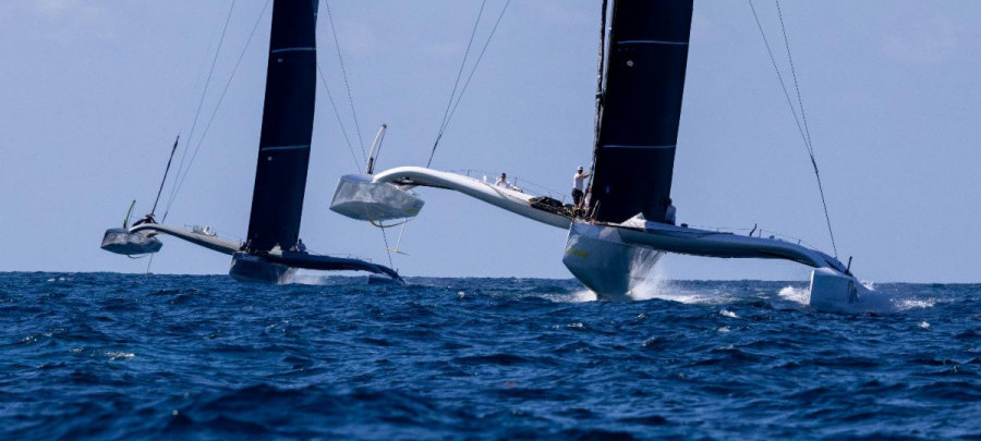 Battle of the MO70s - Erik Maris' Zoulou and Jason Carroll's Argo © Tim Wright - Photoaction
