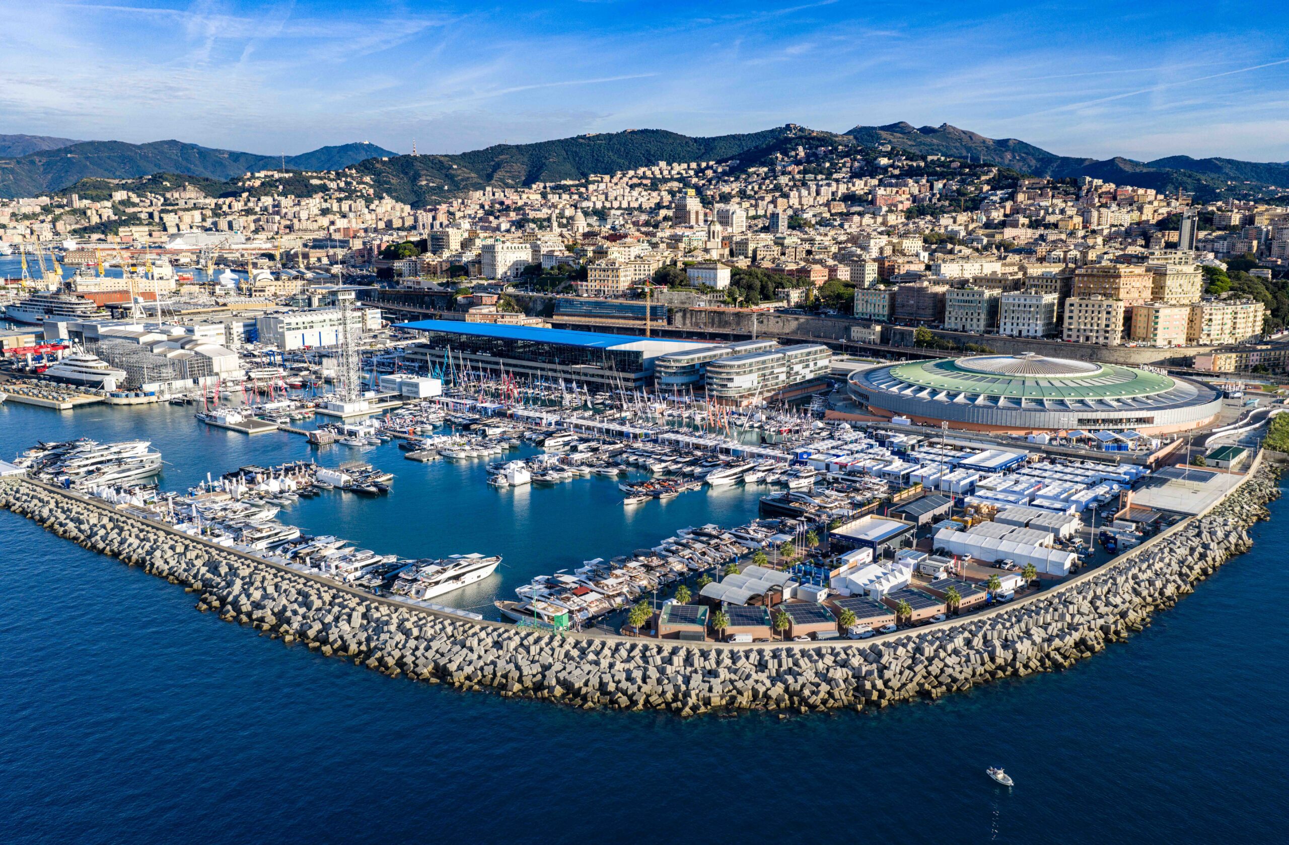Vista dall'alto del 66° Salone Nautico Internazionale di Genova