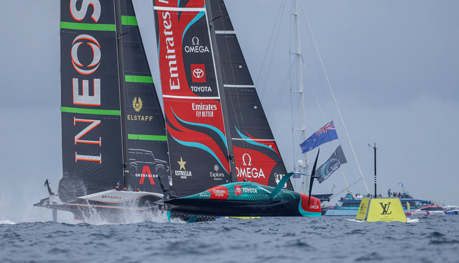 Two wins for ETNZ on race day one of the Louis Vuitton America's Cup Match