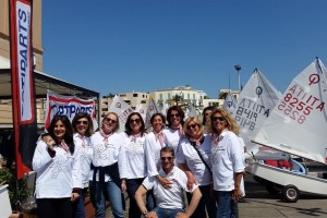 Iniziata con una regata la 1a Selezione Nazionale Optimist di Bari