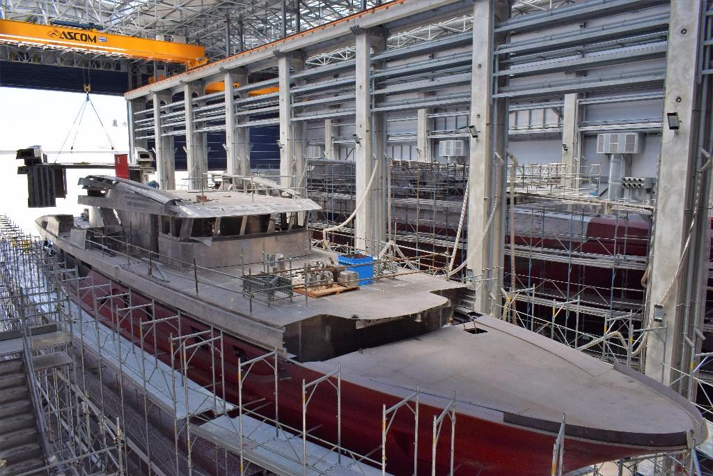 The construction of hull #10228  of 48m moves forward at the Baglietto shipyard