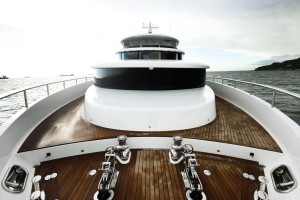 Johnson Yachts  presents the new Johnson 93