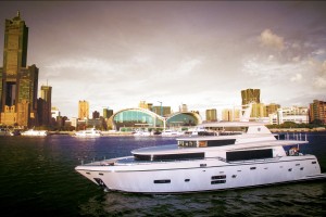 Johnson Yachts  presents the new Johnson 93