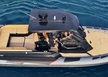 Ranieri International Cayman 38.0 Executive con tripla motorizzazione