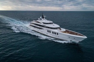 Benetti M/Y “Spectre” wins in the Best Custom-Built Yacht category