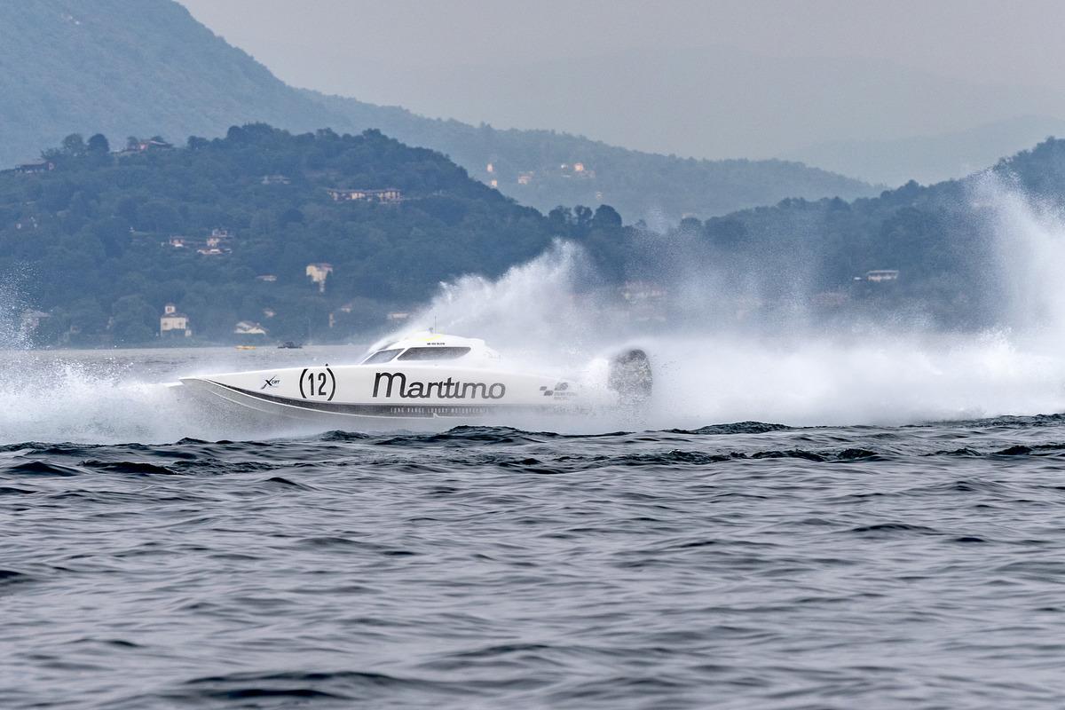 Amazing debut for the new Maritimo boat, but the first win of the season is for Abu Dhabi 4