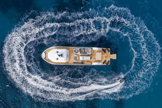 YXT 24 Evolution by Lynx Yachts