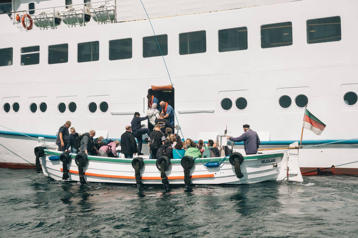 The Börteboot crew picks up tourists from ships that are too large to enter the island’s harbour