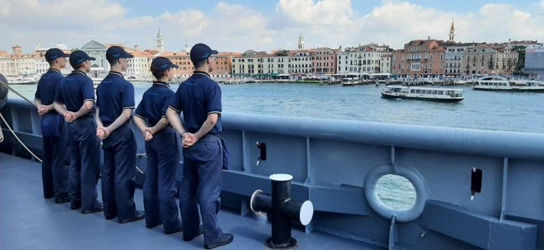 Parte da Venezia la campagna d’istruzione per gli allievi