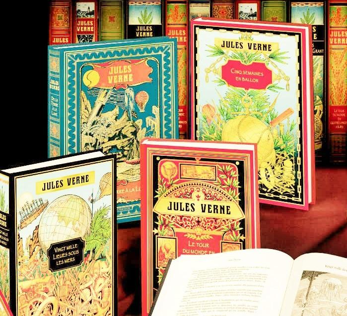 La collezione dei libri di Giulio Verne