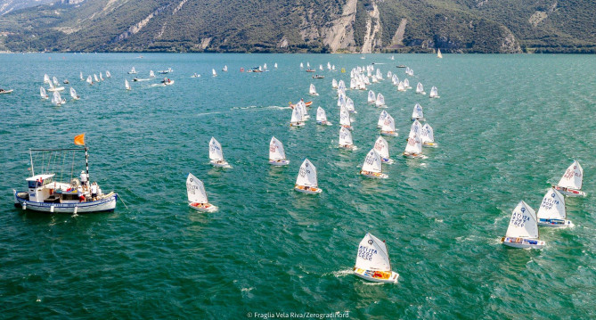 38° Meeting del Garda Optimist, il day 2 definisce Gold e Silver Fleet