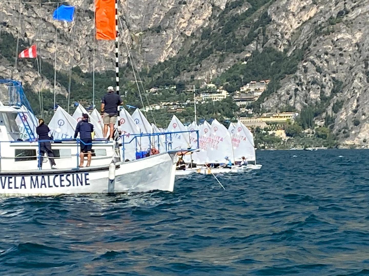 Italiani giovanili singoli: Optimist a Malcesine e windsurf a Torbole - day 1