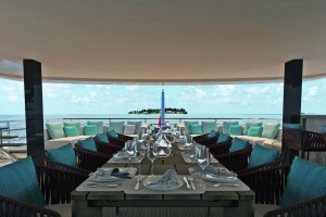 CRN M/Y 138, external dining area