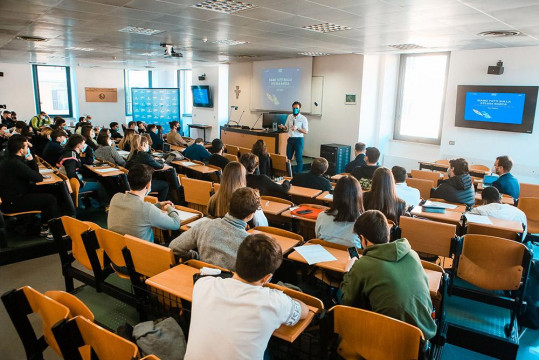 One Ocean Educational Tour con Alex Bellini nelle università italiane