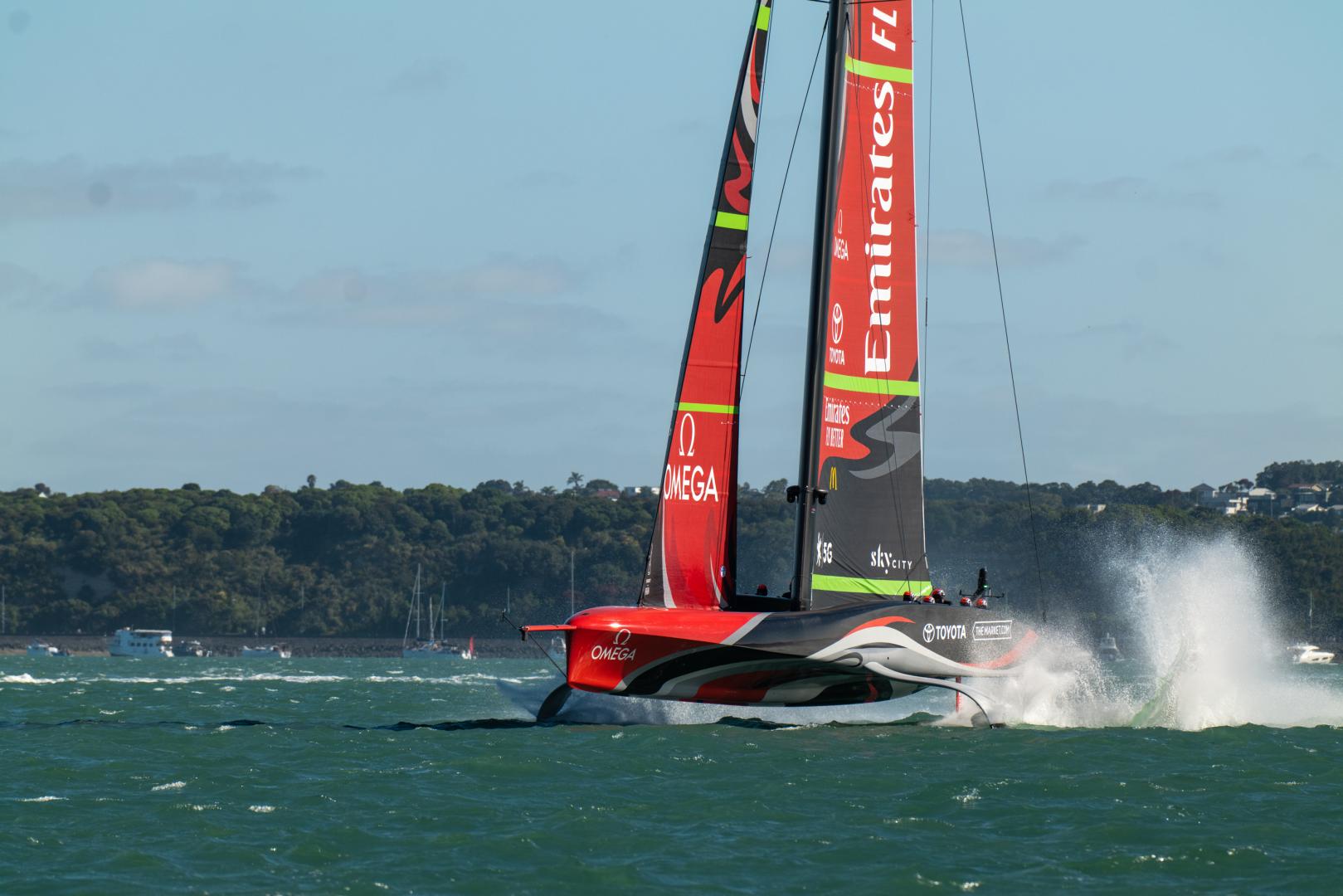 1 & 1 for Emirates Team New Zealand on day 1