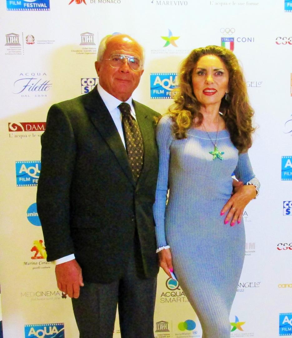 Il comandante Daniele Busetto con Eleonora Vallone nella scorsa edizione di AquaFilmFestival