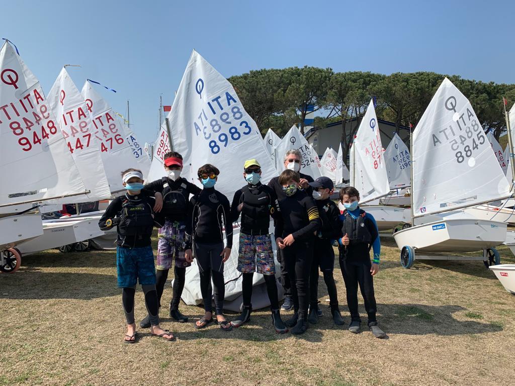 Vela a Lignano: week end con duplice appuntamento agonistico per gli atleti Yacht Club Lignano Optimist e Laser