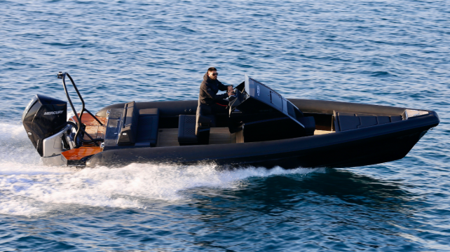 Technohull’s T7 creates a stunning new breed of smaller boat