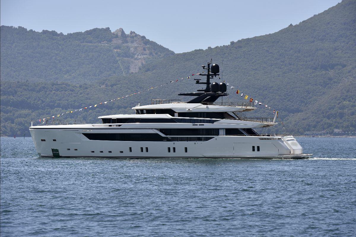 Record breaking Sanlorenzo Superyacht: 3 launches in 15 days