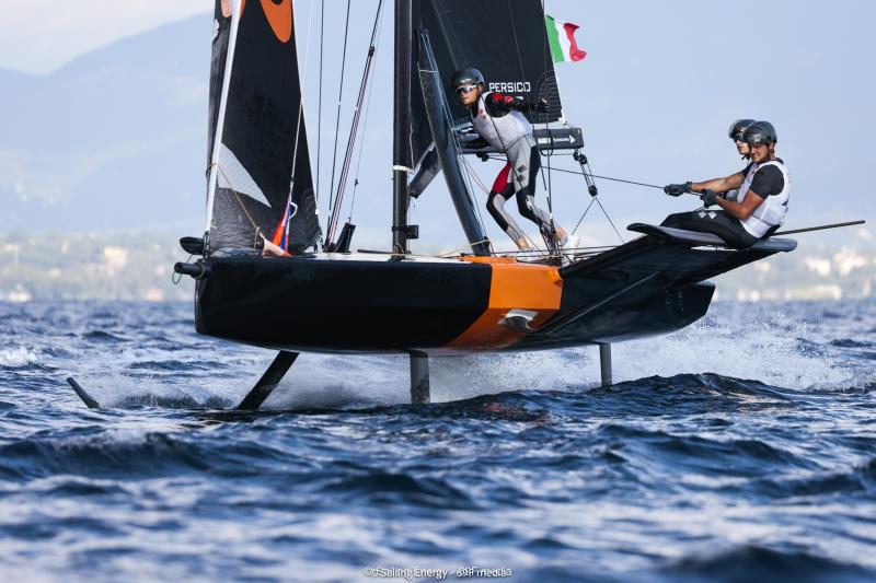 Youth Foiling Gold Cup Act 3, Young Azzurra vince i knock out e vola in finale