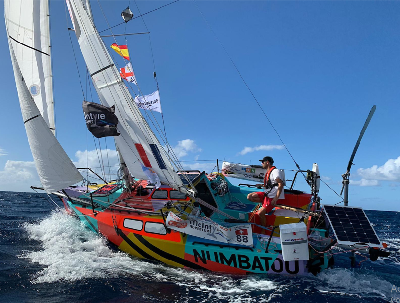 Today November 19 looks like the western option paid off with Etienne and Michal sneaking in the lead of the fleet once again. 