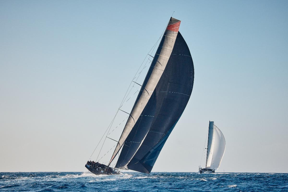 Comanche heads to the Caribbean after the start of the race from Lanzarote, Canary Islands ﻿© James Mitchell/RORC