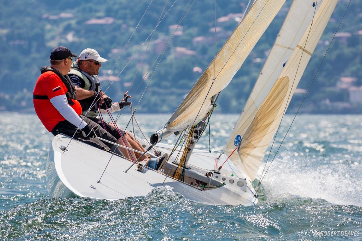 Odin Grupe steers Windschleiche at the 2018 Swiss/Italian Open on Lake Como 