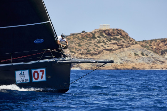 Francesco de Angelis skippered Puri Negri’s Farr 70 Atalanta II to the triple crown: Line honours, IRC handicap winner and monohull race course record at 71:54:00.