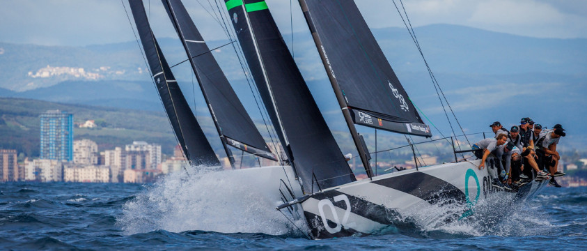 Royal Cup 52 Super Series Scarlino: ad un giorno dalla fine i giochi sono ancora aperti