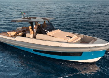 Presentato il nuovo Maxi-Rib Awave 48 al Cannes Yachting Festival