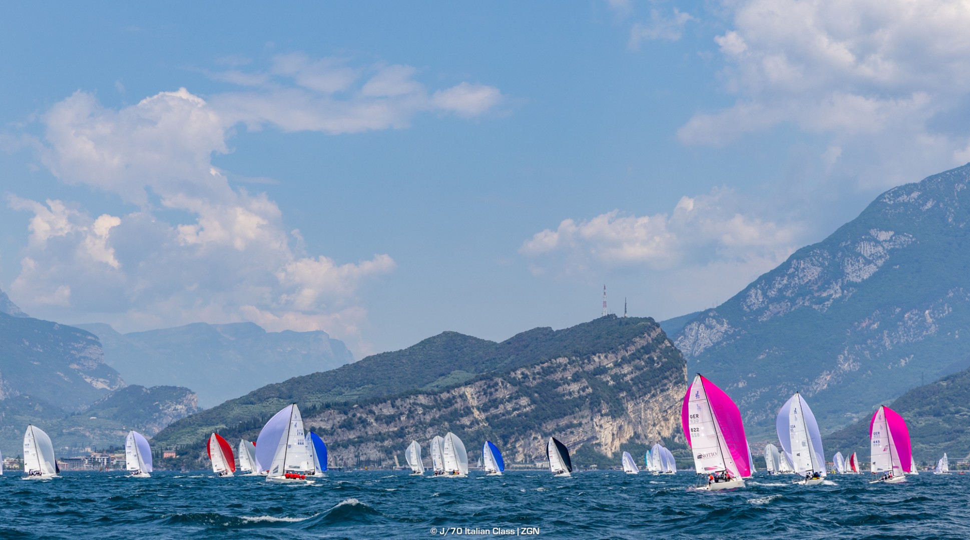 J/70 Corinthian World Cup: White Hawk is the new provisional leader