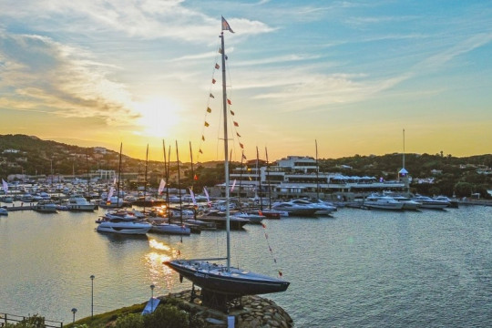 Porto Cervo 18 giugno 2023, 40° anniversario Azzurra 83. Crediti foto: YCCS/Daniele Macis