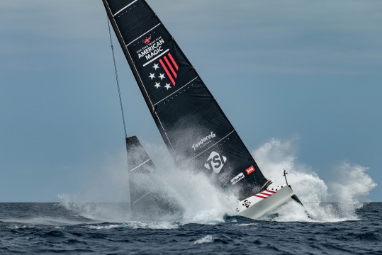 ©Paul Todd/AMERICA’S CUP