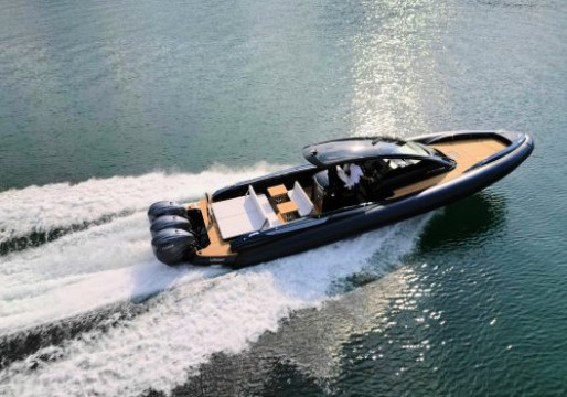 Lomac Milano at the Genoa Boat Show 2023 in grand style