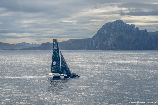 Historic Cape Horn for Maxi Edmond de Rothschild