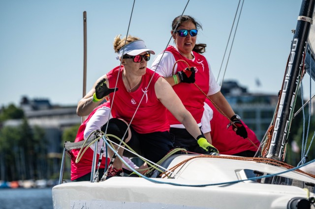 Torqeedo supports the world's largest women's regatta Helga Cup