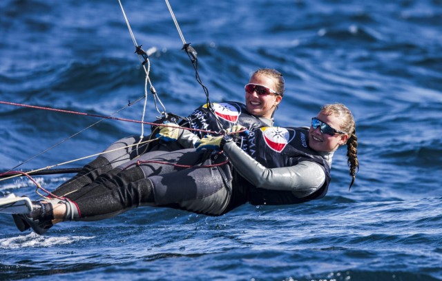 Marla Bergmann und Hanna Wille vom Mühlenberger Segel-Club haben alle Qualifikationskriterien für die Olympischen Spiele erfüllt  © DSV
