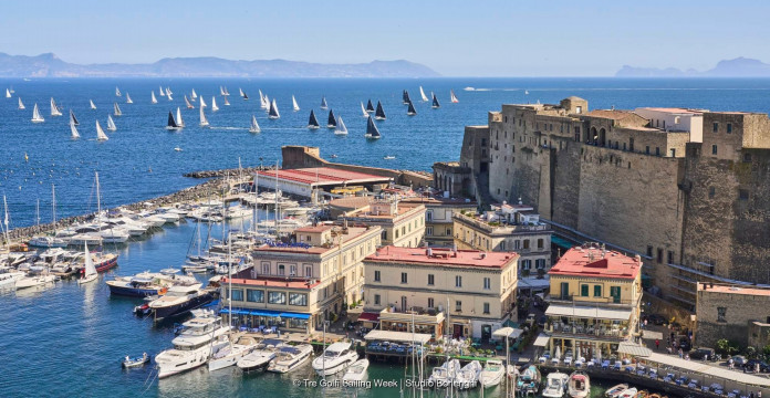 Oltre 100 imbarcazioni partite da Napoli per la 69esima Tre Golfi Sailing Week