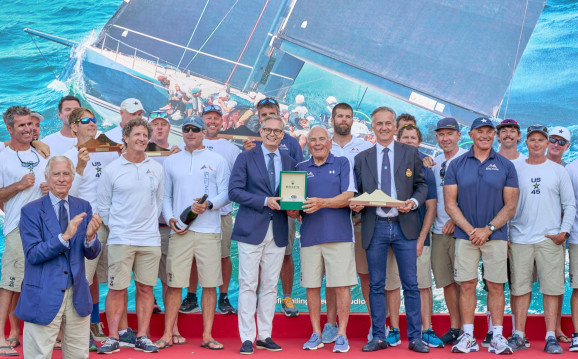 Hap Fauth and the Bella Mente crew receive their prizes for winning the third  IMA Maxi European