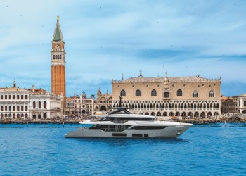 Ferretti lights up the Venice Boat Show with 2 World Premieres