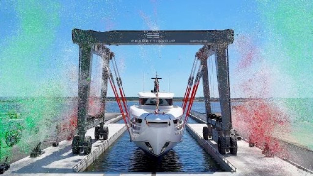 New Ravenna slipway officially opened by the stunning Infynito 90 M/Y Love