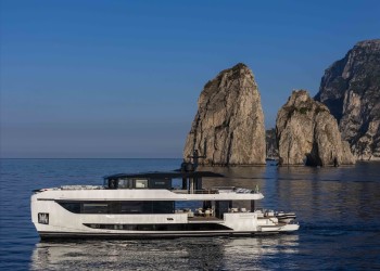 The A96 is the best motoryacht of the year according to the Robb Report