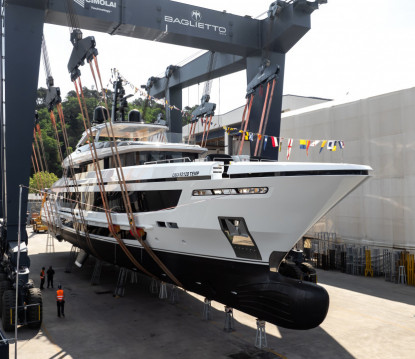 Fifth launch for Baglietto: Dopamine goes into the water, motor yacht of the T52 line