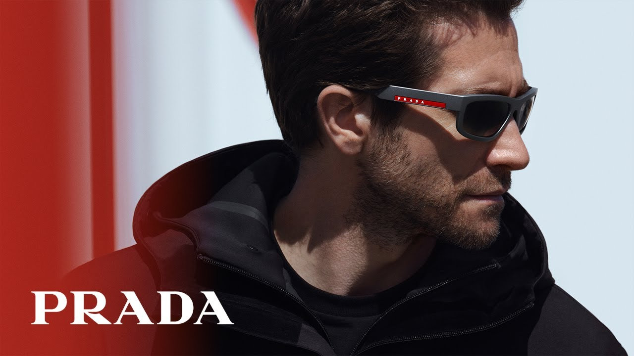 Pressmare | Jake Gyllenhaal at the Luna Rossa Prada Pirelli Base