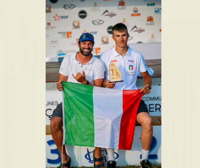 Leonardo Tomasini campione europeo Youth iQFoil