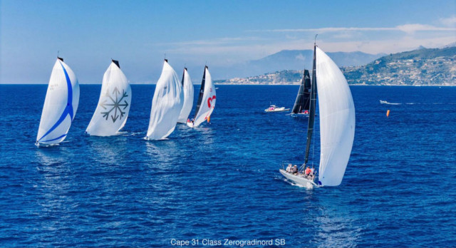 Tre giorni, sette prove e il mare di Sanremo dipinto dalle vele dei CAPE31