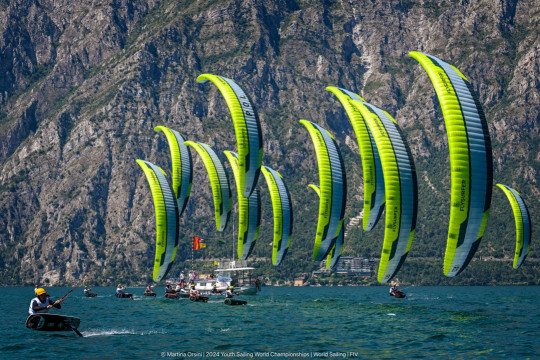 Youth Sailing World Championships: day 1 quasi trenta regate